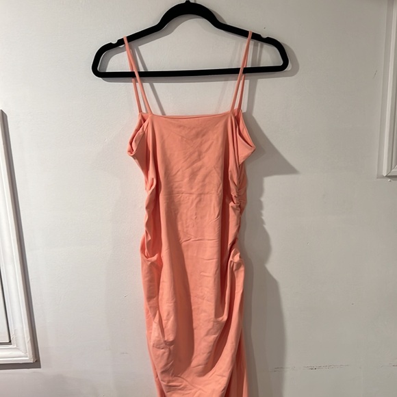Susana Monaco Ruched Dress in Peaches - Picture 10 of 11